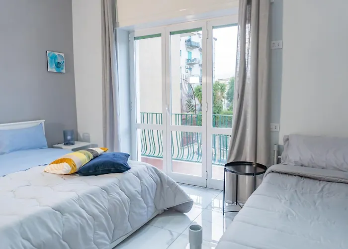 Hostel Partenope